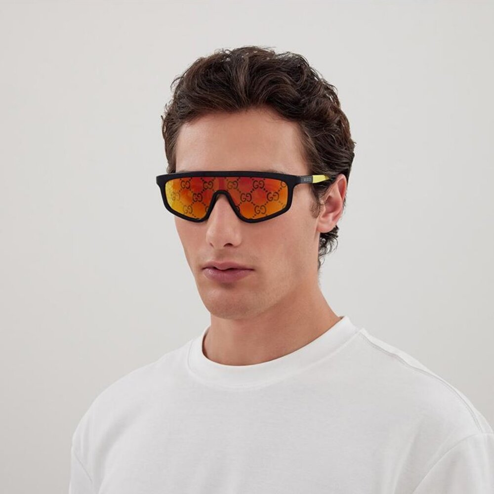 Final Price! Gucci GG1736S 004 Black Yellow Sunglasses - Picture 3 of 11